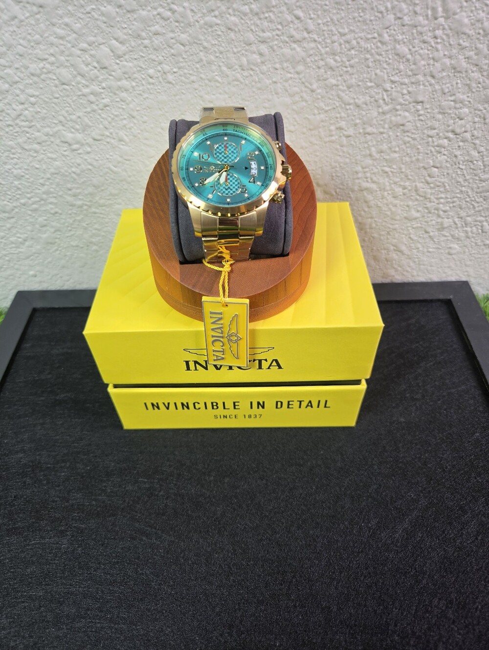 Invicta Specialty Men’s Watch 47mm Gold Tone Light Blue Dial Quartz 69794